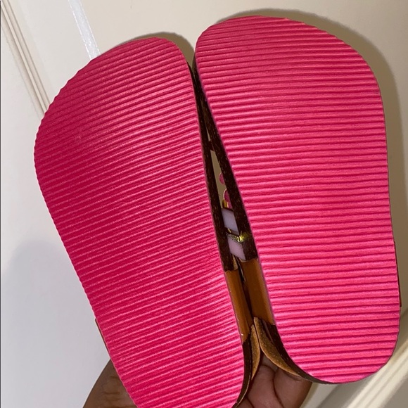 Cute Flower Sandals! - Picture 3 of 3